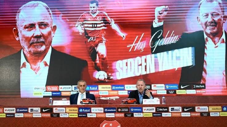 A Milli Futbol Takımı'nda Sergen Yalçın dönemi resmen başladı