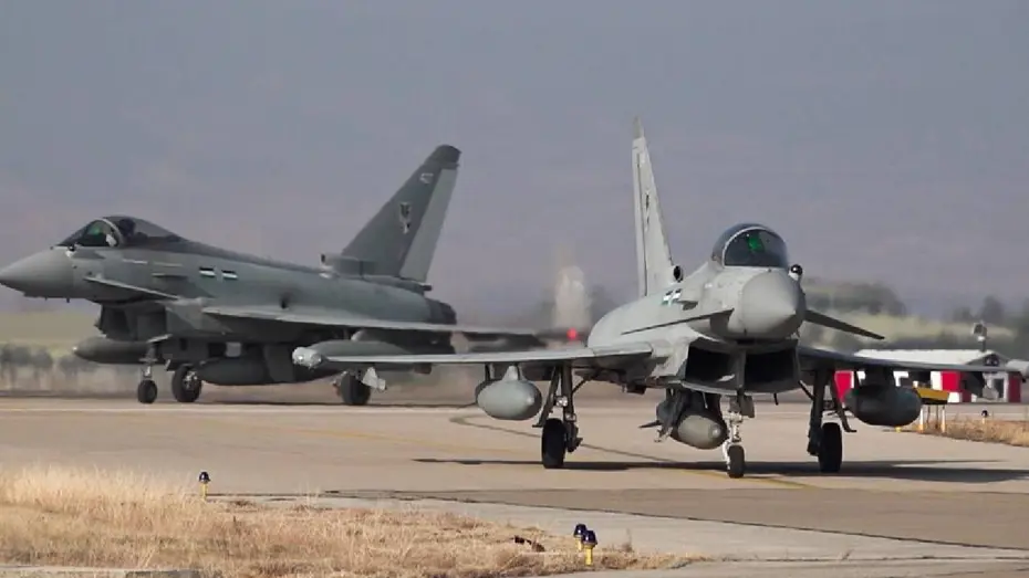 Türkiye'ye Eurofighter teklifi: Üretim bandındaki uçaklar önerildi
